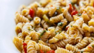 PASTA FREDDA RAS EL HANOUT E CECI CROCCANTI